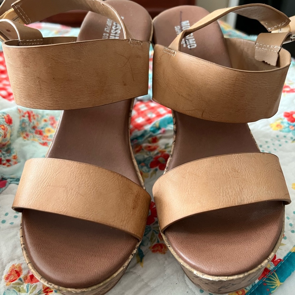 Brown strap cork wedges